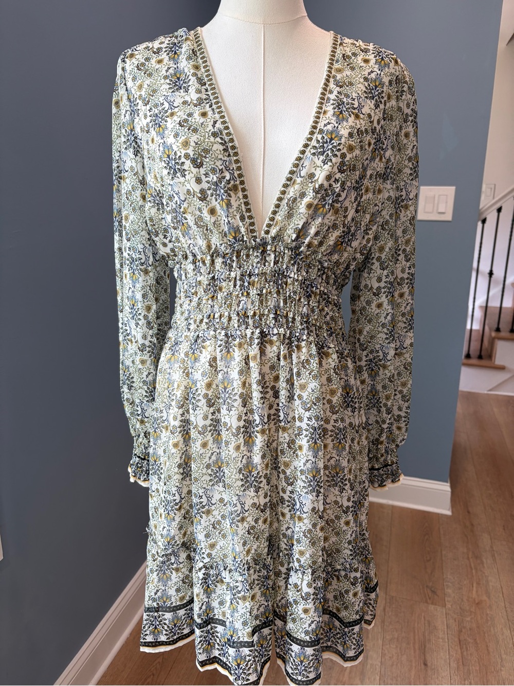 Max Studio Floral Boho Smocked Waist Midi Dress Long Sleeve Small